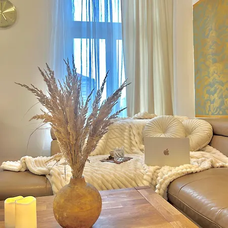 Homely Nook Centre 아파트 *